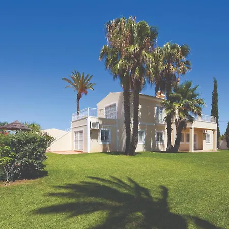 Monte Da Poupa - 7 Bedroom - Sleeps 15 Albufeira