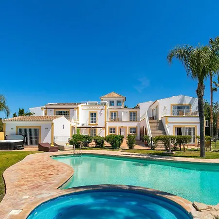 Monte Da Poupa - 7 Bedroom - Sleeps 15 Villa