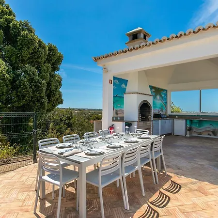 Villa Monte Da Poupa - 7 Bedroom - Sleeps 15 Albufeira