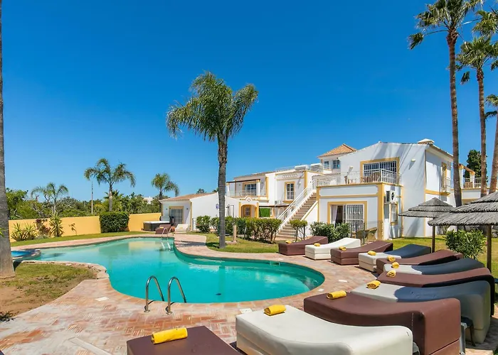 Monte Da Poupa - 7 Bedroom - Sleeps 15 Albufeira