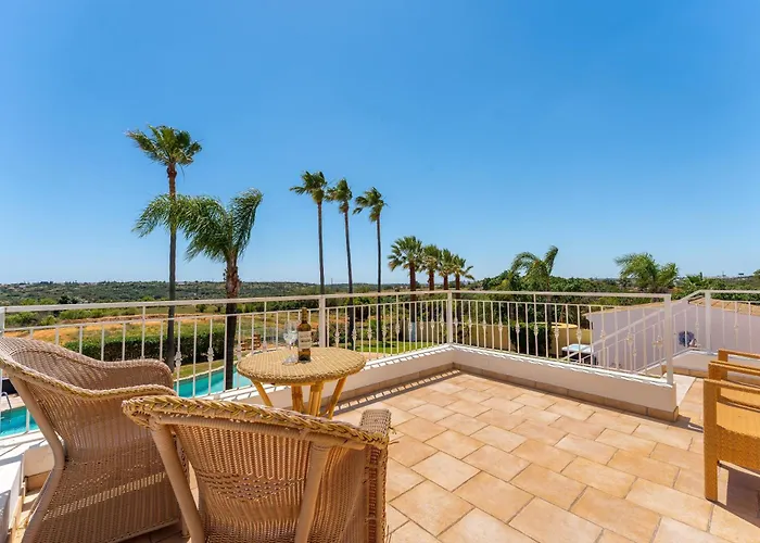 Villa Monte Da Poupa - 7 Bedroom - Sleeps 15