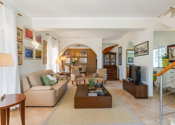 Monte Da Poupa - 7 Bedroom - Sleeps 15 Villa