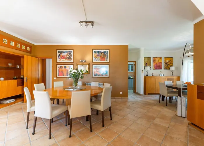 Villa Monte Da Poupa - 7 Bedroom - Sleeps 15