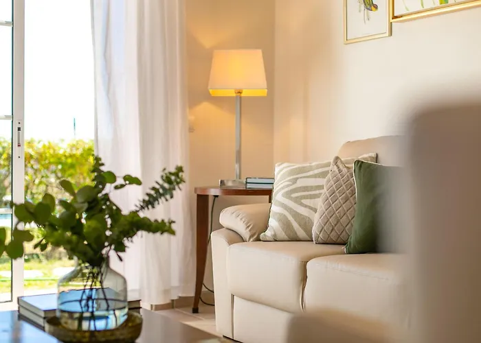 Monte Da Poupa - 7 Bedroom - Sleeps 15 Villa *