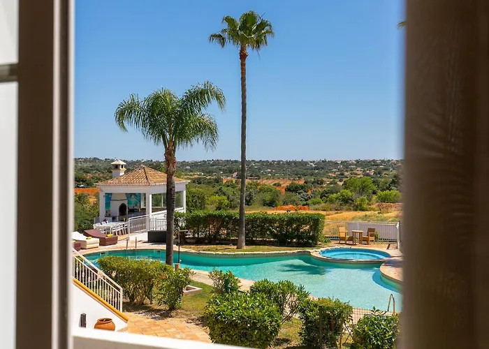 Monte Da Poupa - 7 Bedroom - Sleeps 15 *