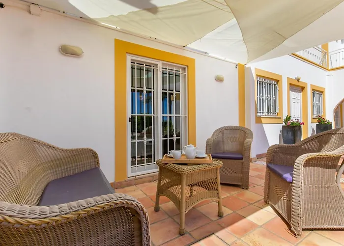 Monte Da Poupa - 7 Bedroom - Sleeps 15 Villa Albufeira