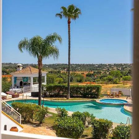 Monte Da Poupa - 7 Bedroom - Sleeps 15 *