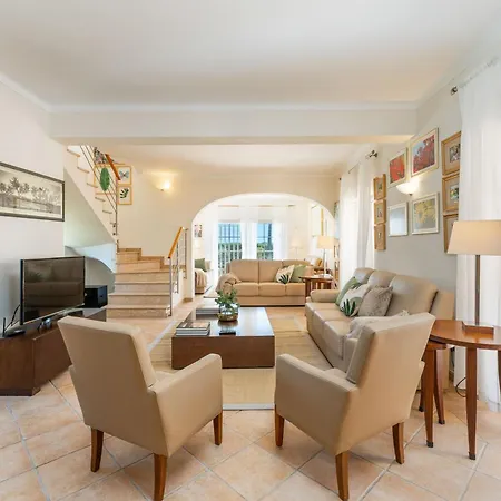 Monte Da Poupa - 7 Bedroom - Sleeps 15 *