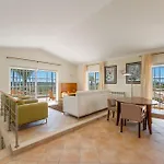 别墅 Monte Da Poupa - 7 Bedroom - Sleeps 15 阿尔布费拉